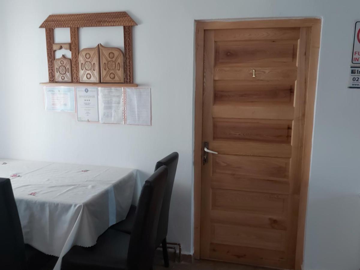 Pensiunea Schilacy Grosii Tiblesului Εξωτερικό φωτογραφία